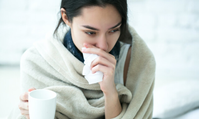 INFEKSJONER: Vanlige infeksjoner som influensa og lungebetennelse er vanligvis forbundet med utmattelse. Trettheten kan ofte henge igjen i en god stund etterpå. Foto: NTB Scanpix/Shutterstock INFEKSJONER: Vanlige infeksjoner som influensa og lungebetennelse er vanligvis forbundet med utmattelse. Trettheten kan ofte henge igjen i en god stund etterpå. Foto: NTB Scanpix/Shutterstock